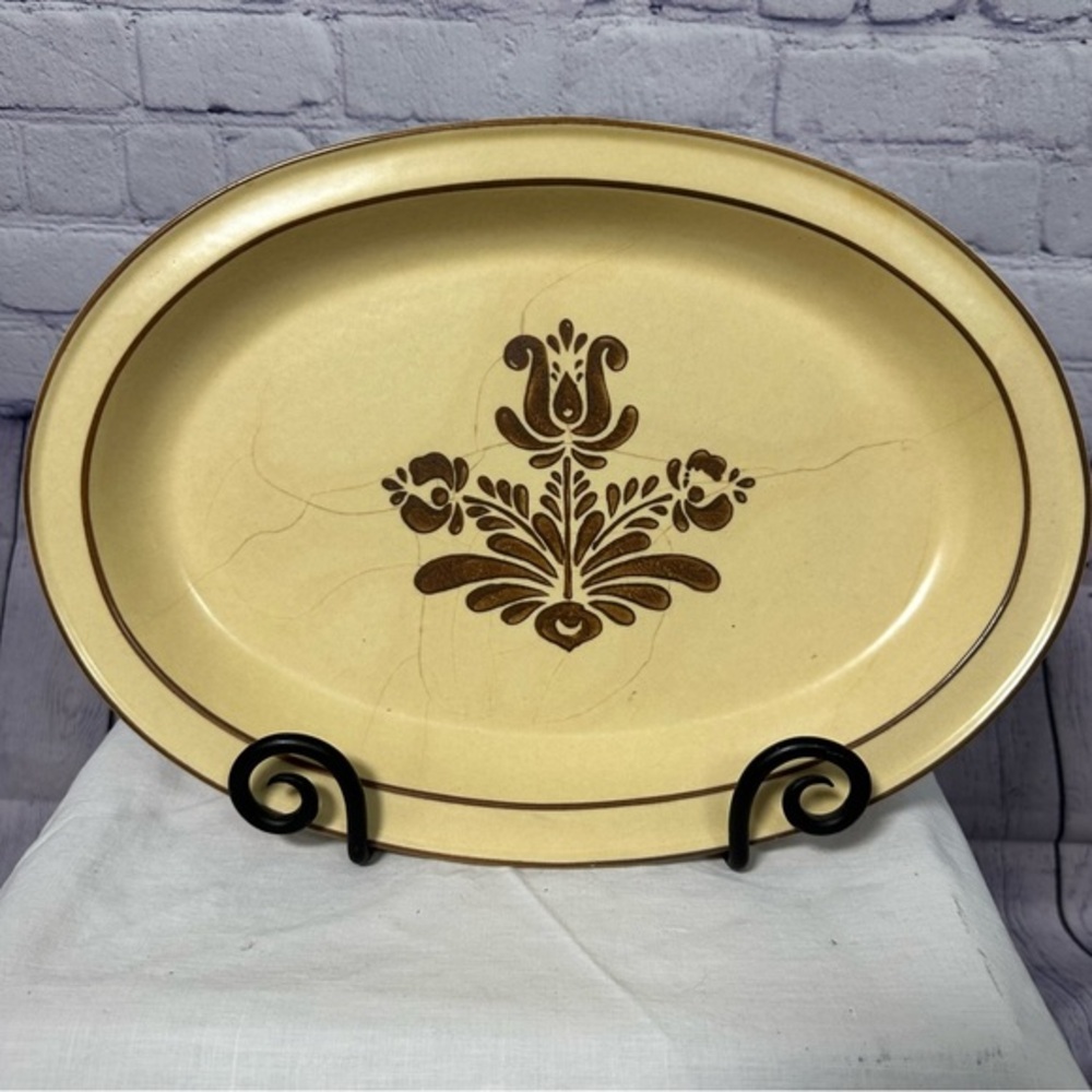 Vintage Pfaltzgraff Village Pattern Oval Ceramic Platter